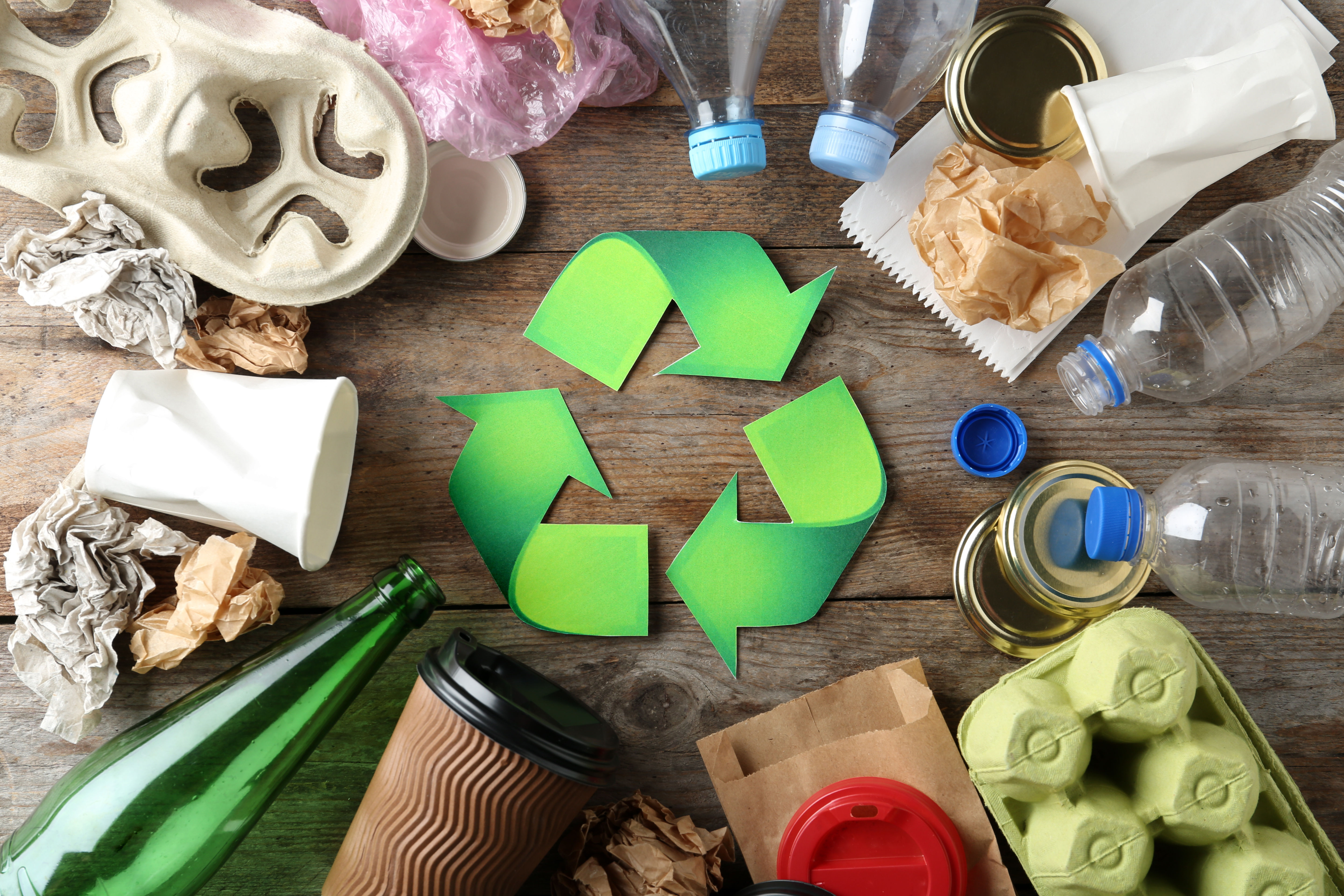 Icone tri selectif et objets les plus recyclés