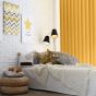 store à bandes verticales jaune moutarde chambre ado