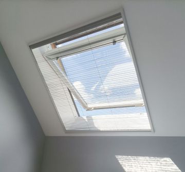 Negozio zanzariera compatibile per finestre Velux e Roto