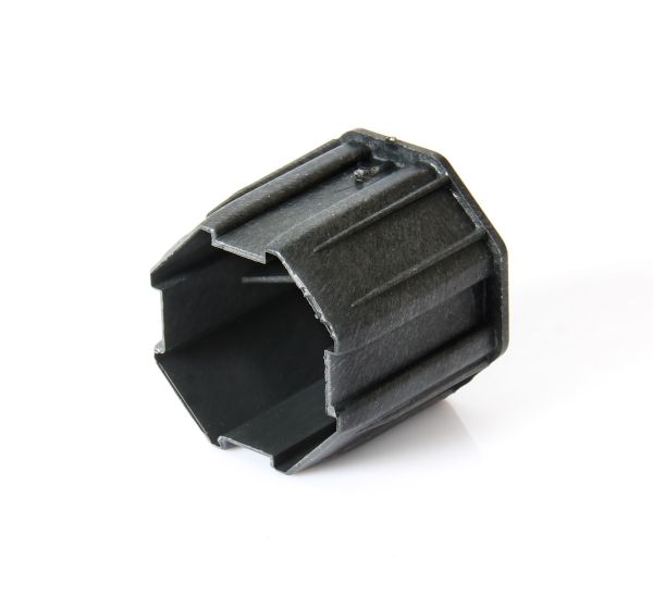 Extremo de tubo octogonal ø 60mm con pivote integrado