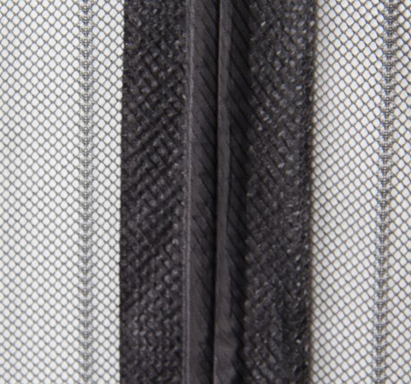 Cortina magnética para puerta con mosquitera